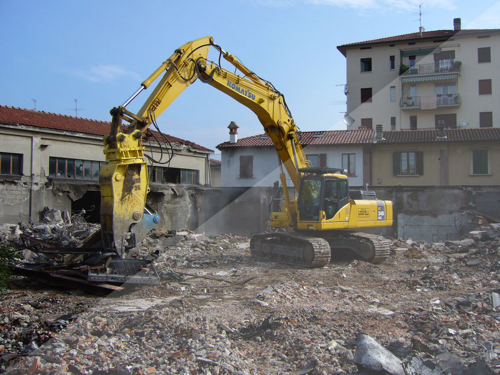 2008